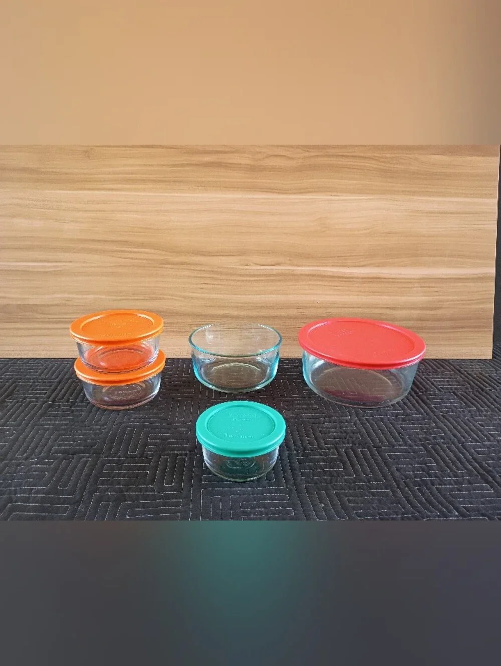Pyrex Glass Food Storage Containers with Lids Set of 5